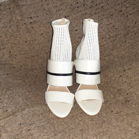 RUTHIE DAVIS X DISNEY PRINCESS-White Perforated Leather Stiletto-Sz 37-Excellent - Picture 3 of 7